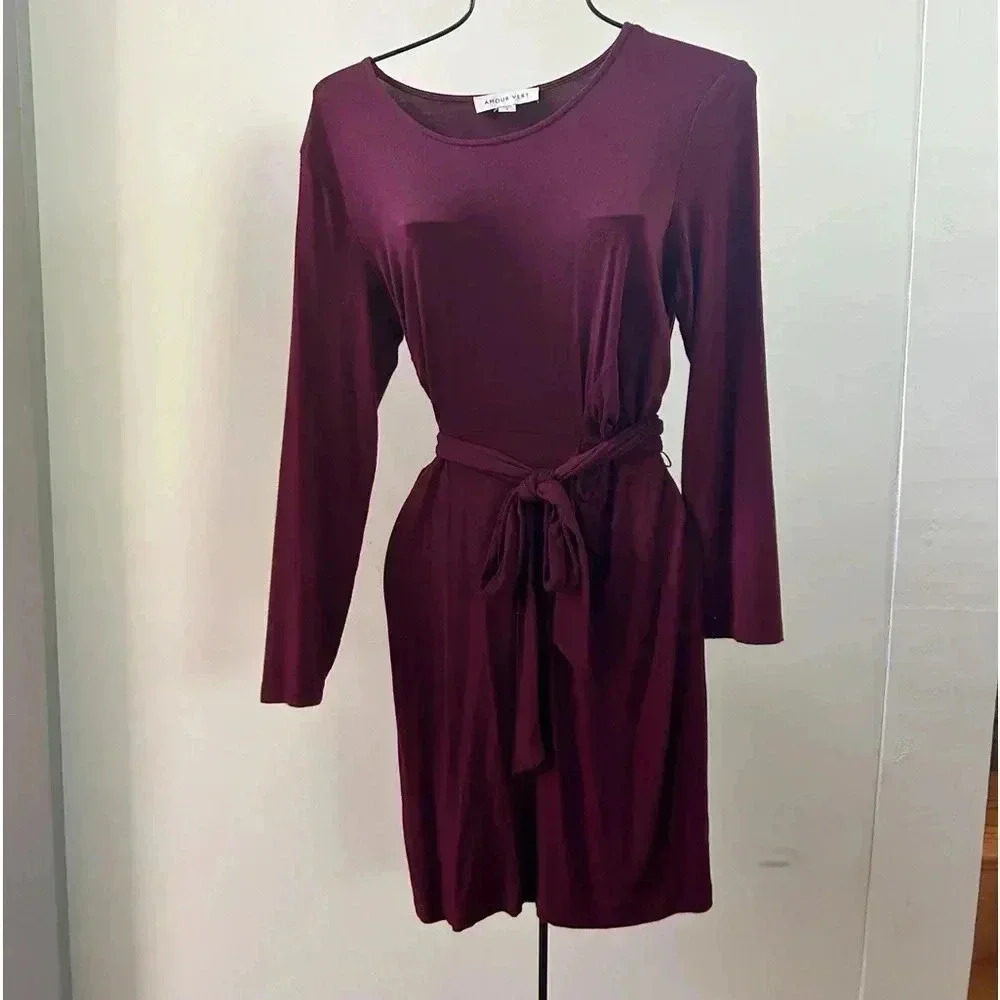 Amour vert long sleeve midi dress small‎